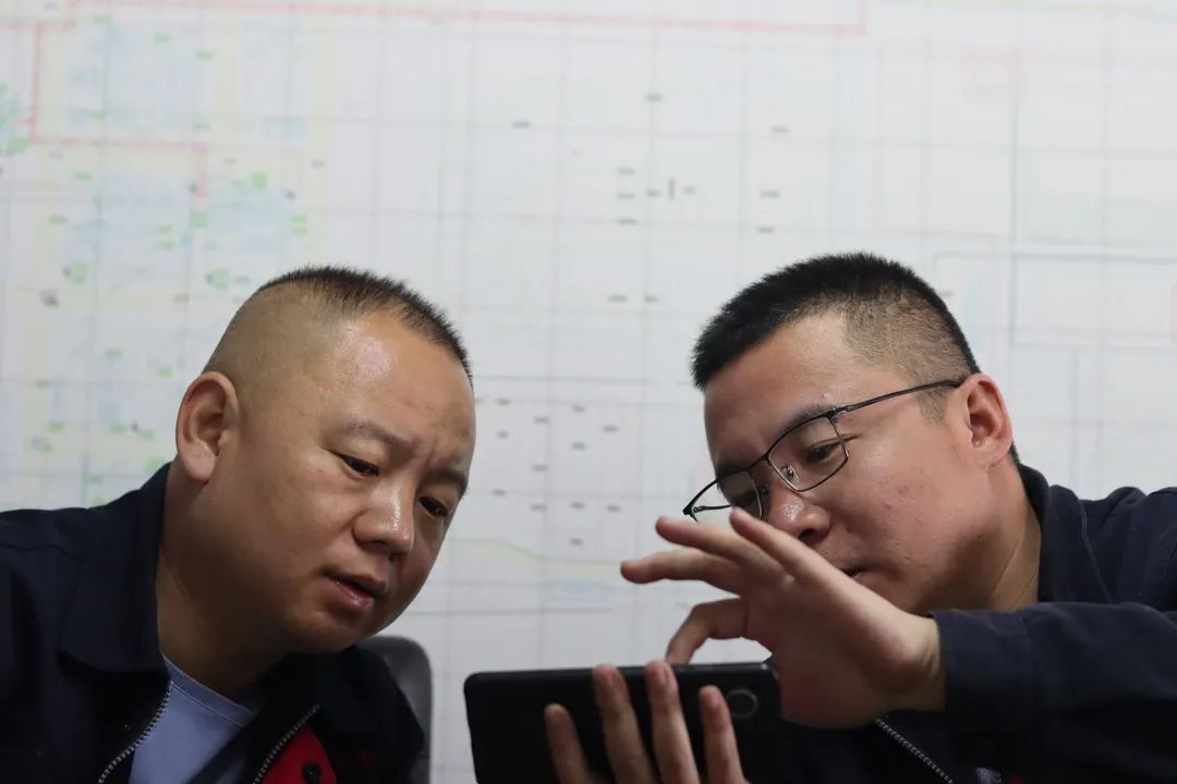 先鋒故事 敬業(yè)模范‖兢兢業(yè)業(yè)，奮戰(zhàn)一線——盧文龍(圖5)