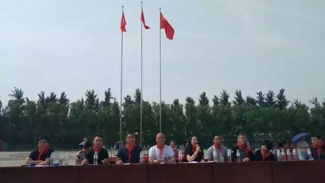 交城縣總工會(huì)抵達(dá)華鑫集團(tuán)開(kāi)展十九大精神文藝演出(圖8)