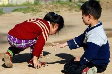 分享愛(ài)心，眾享溫情——華鑫集團(tuán)工會(huì)開(kāi)展“六一獻(xiàn)愛(ài)心”活動(dòng)(圖58)