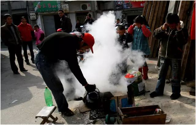 分享愛(ài)心，眾享溫情——華鑫集團(tuán)工會(huì)開(kāi)展“六一獻(xiàn)愛(ài)心”活動(dòng)(圖61)