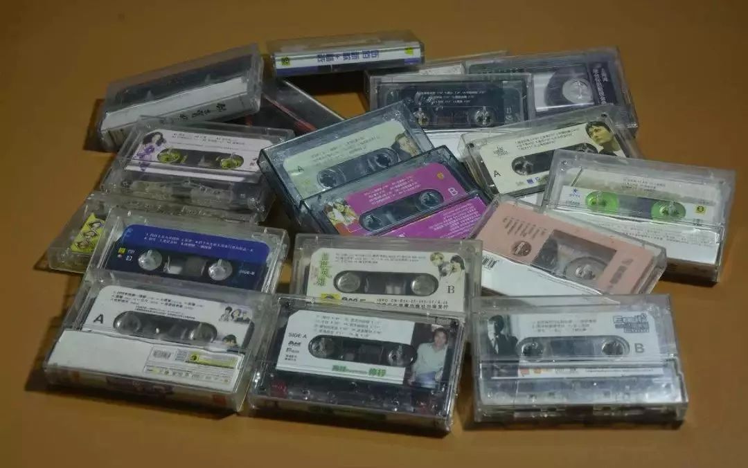 分享愛(ài)心，眾享溫情——華鑫集團(tuán)工會(huì)開(kāi)展“六一獻(xiàn)愛(ài)心”活動(dòng)(圖72)