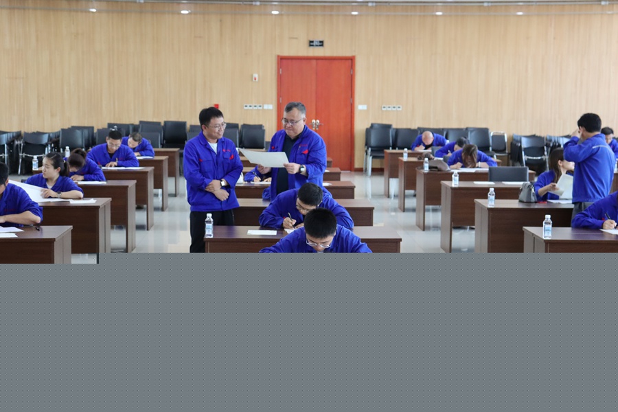 筆尖下的華鑫——書(shū)法大賽(圖2)